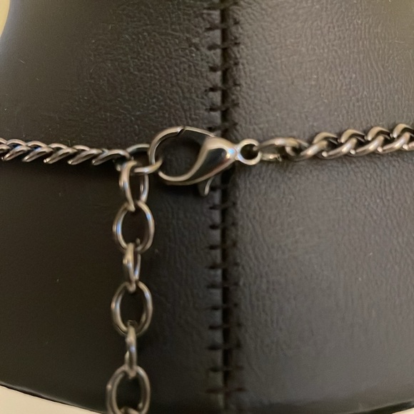 BaubleBar Necklace - Picture 4 of 9